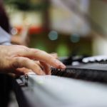 ピアノのための指筋トレってあるの?指を鍛えて独立させるトレーニングとともに解説