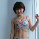 グラビアアイドル熊田曜子の腹筋がすごすぎる画像・動画特集!筋トレ方法は?