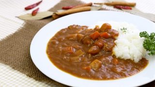 ダイエット中にカレーがNGな理由とどうしてもの時のための太らない食べ方